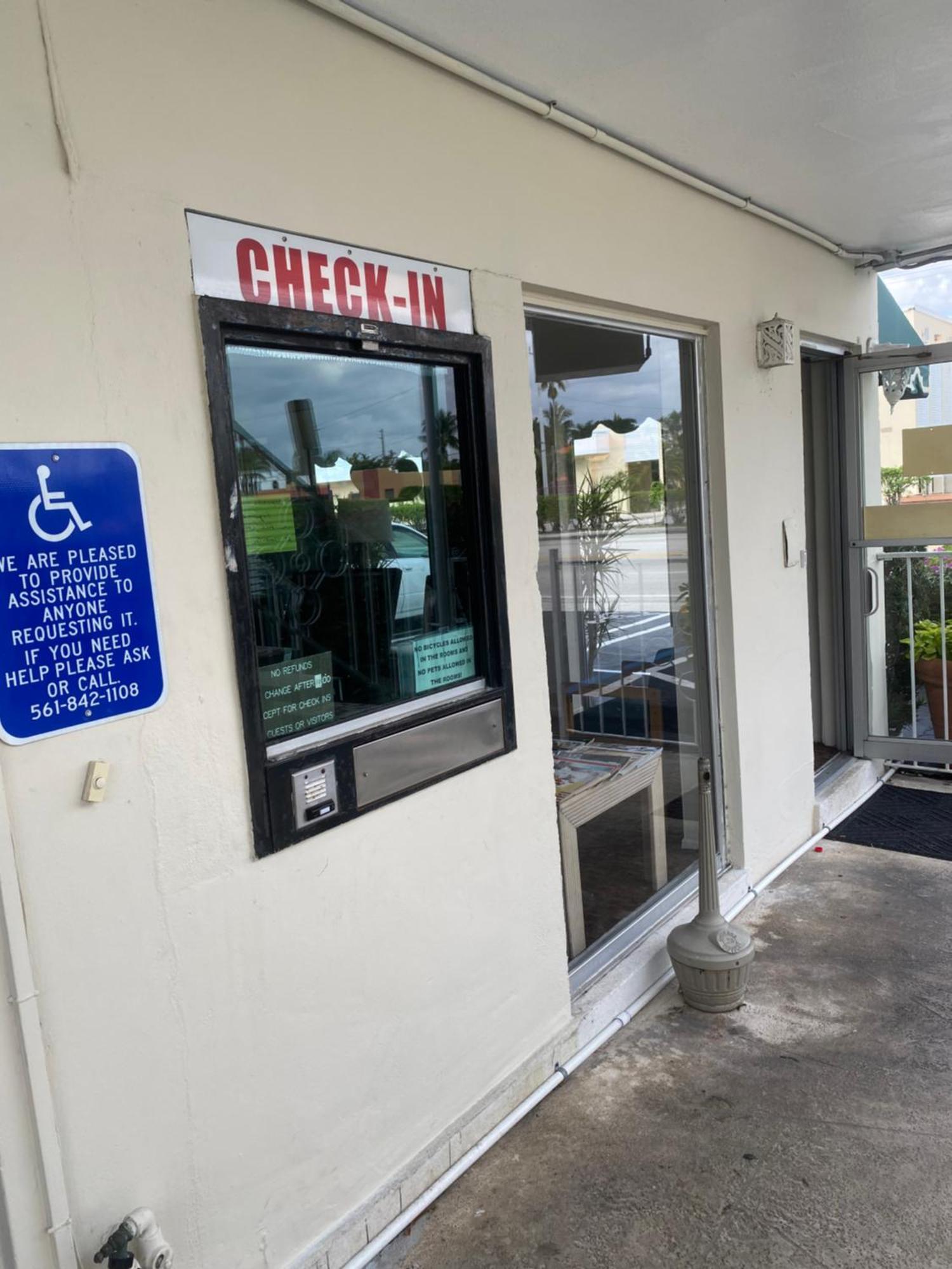 Queens Lodge Motel West Palm Beach Exterior foto